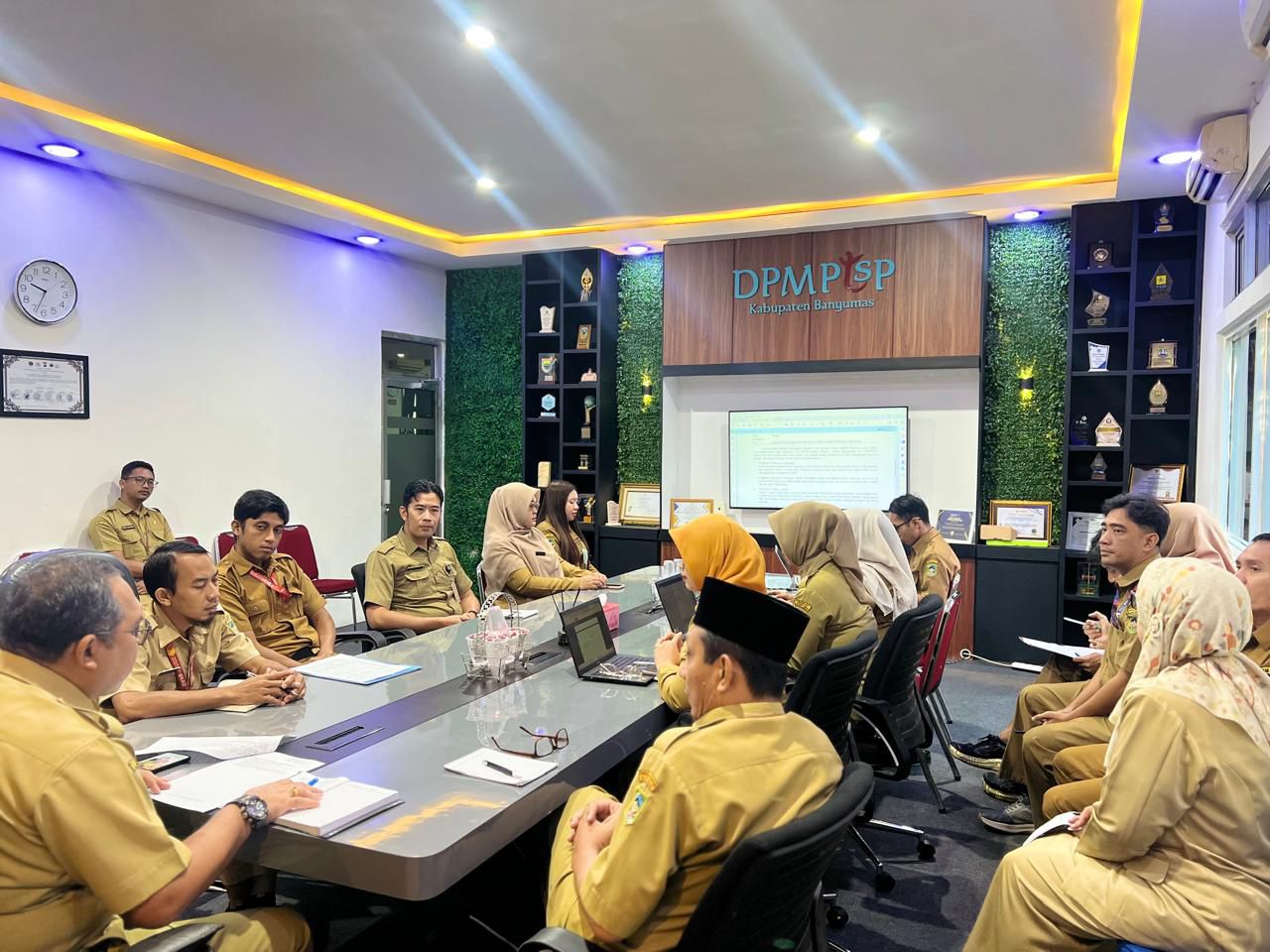 Rapat Koordinasi Persiapan Kegiatan Penjajakan Investasi Berlangsung di DPMPTSP Kabupaten Banyumas